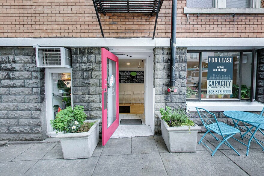 1880 SW 5th Ave, Portland, OR for sale - Building Photo - Image 1 of 1