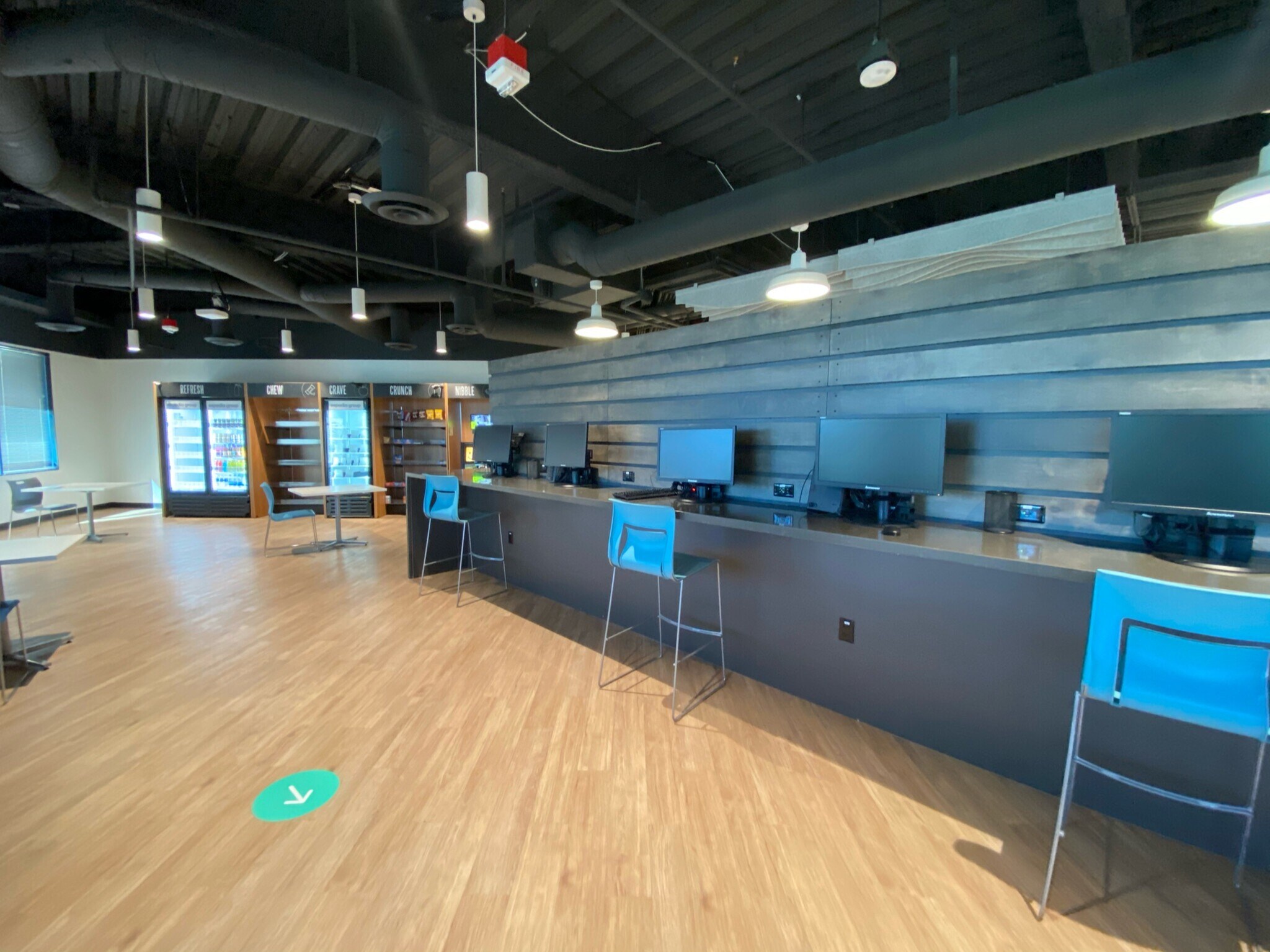 10190 Covington Cross Dr, Las Vegas, NV 89144 Crossing Business