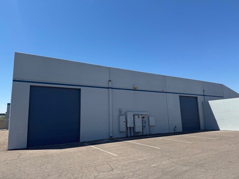 2665 S La Luna, Goodyear, AZ for lease - Building Photo - Image 2 of 12
