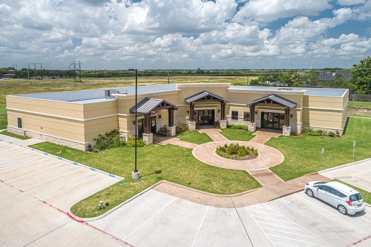 106 Springwood Dr, Victoria, TX for sale Aerial- Image 1 of 1