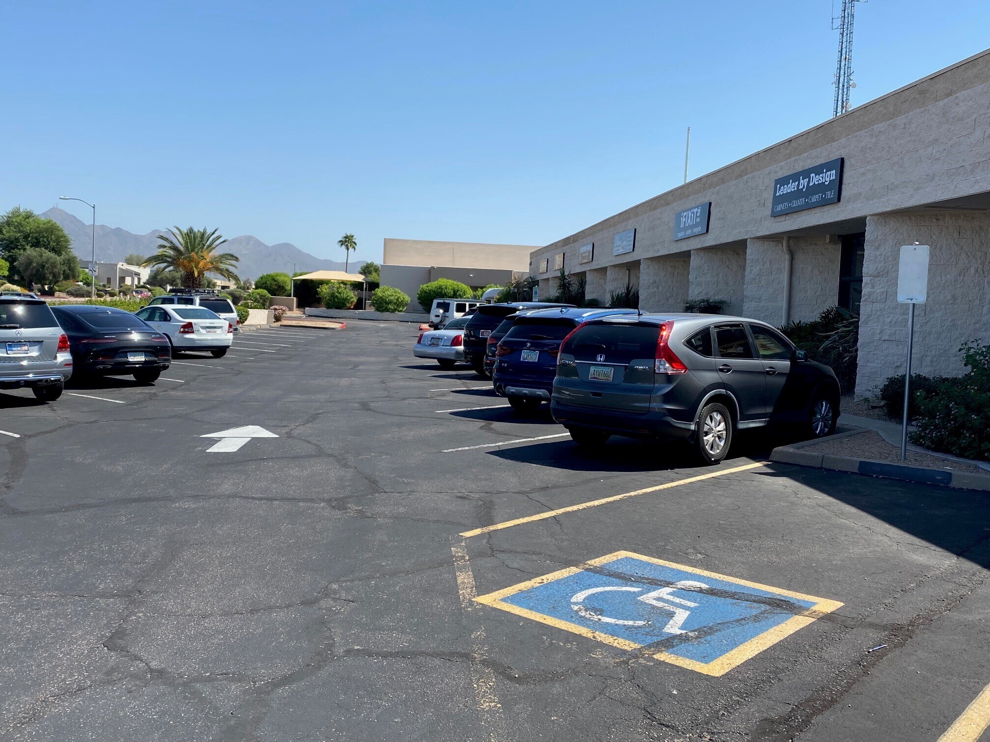 7655 E Redfield Rd, Scottsdale, AZ 85260 Redfield Comm Center