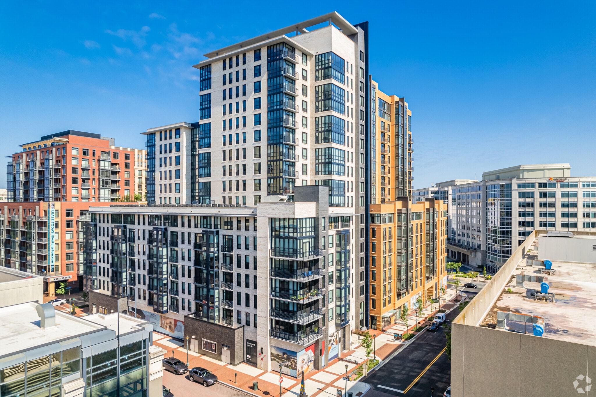 33 Monroe St, Rockville, MD for lease Building Photo- Image 1 of 5