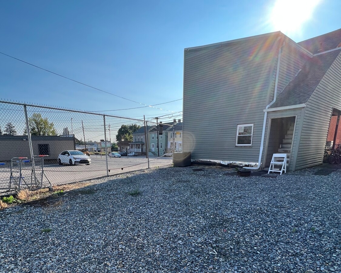 404 Broadway, Hanover, PA 17331