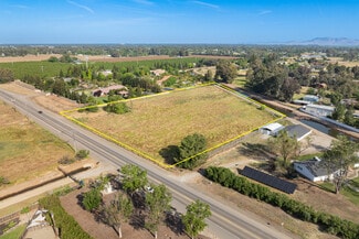 More details for 10368 E Shaw Ave, Clovis, CA - Land for Lease