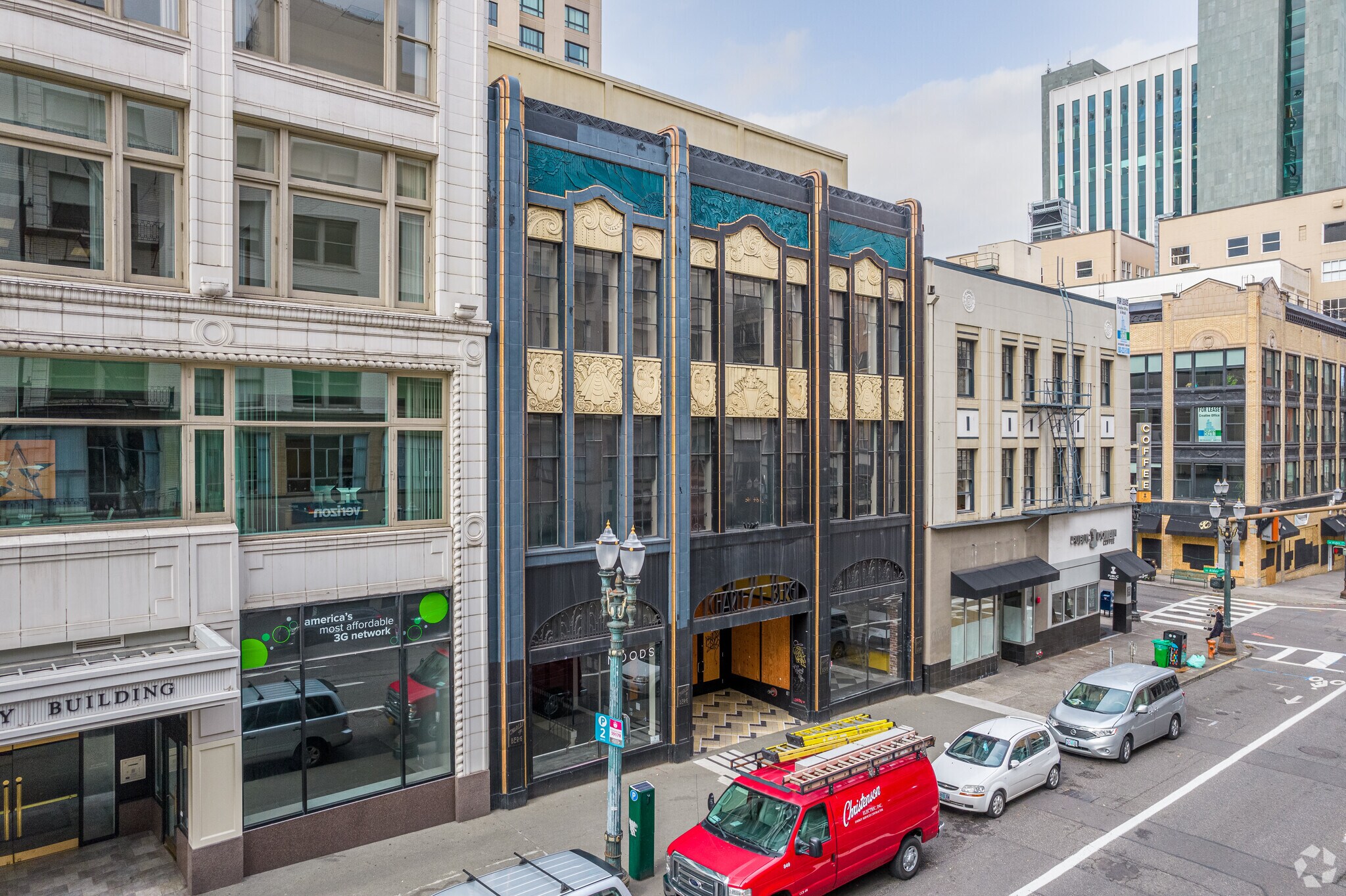 611-615 SW Broadway, Portland, OR for sale Primary Photo- Image 1 of 1