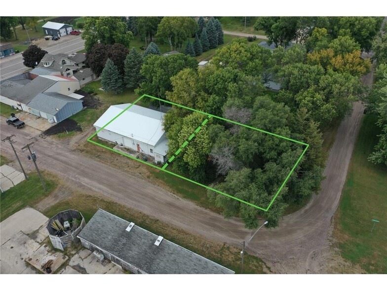 14 Railroad Ave N, Blomkest, MN for sale - Building Photo - Image 1 of 6