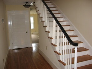 207 Wilson St, Chapel Hill, NC for lease Interior Photo- Image 1 of 4