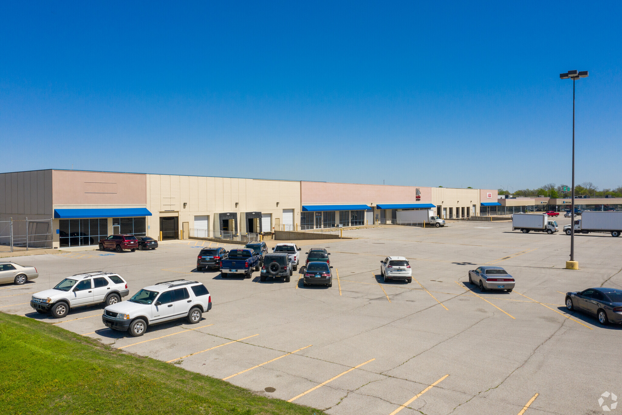 9797-10161 E Admiral Pl, Tulsa, OK for lease Building Photo- Image 1 of 22