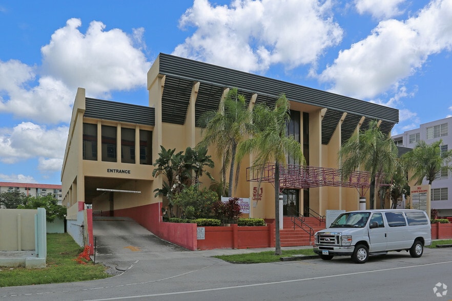 951 NE 167th St, Miami, FL for sale - Building Photo - Image 2 of 13