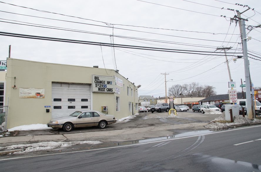 255 Mystic Ave, Medford, MA for sale - Building Photo - Image 3 of 4