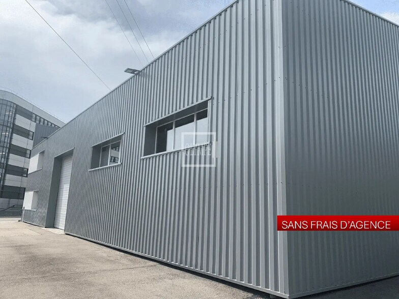 Flex in La Chapelle-sur-Erdre for lease - Building Photo - Image 1 of 5