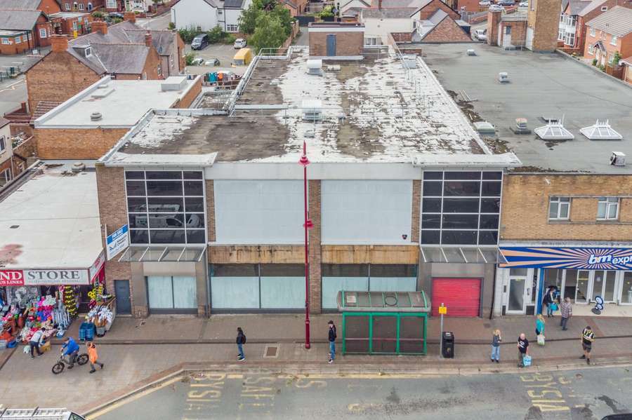 51-53 Chester Rd W, Deeside for sale Building Photo- Image 1 of 5