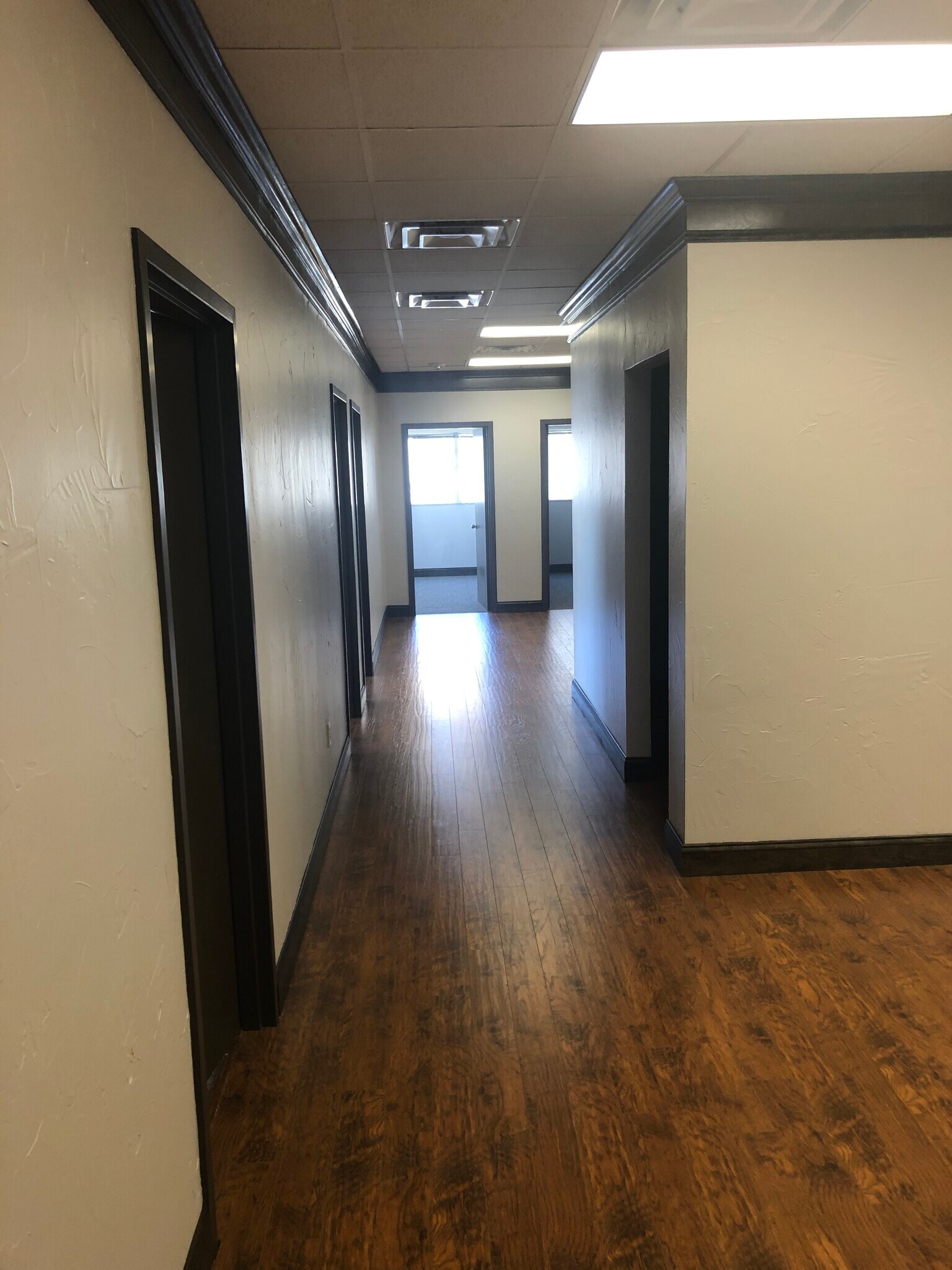 201203 W Wall St, Midland, TX 79701 Wall Towers (East & West)