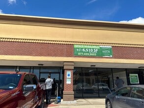 2101-2113 Harwood Rd, Bedford, TX for lease Building Photo- Image 1 of 4