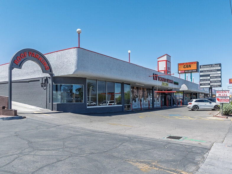 3507 S Maryland Pky, Las Vegas, NV for lease - Building Photo - Image 2 of 15
