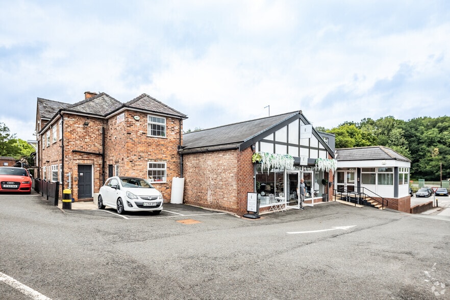 Bollin Walk, Wilmslow for lease - Building Photo - Image 2 of 5