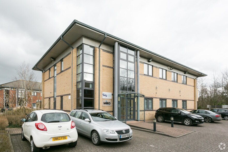 Coldharbour Ln, Bristol, BS16 1EJ