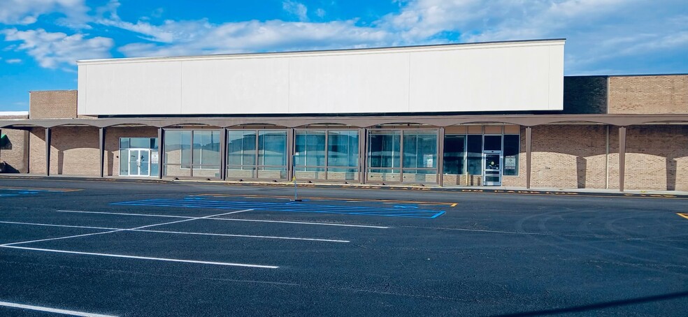 1171 Nys Rt 9 N, Ticonderoga, NY for lease - Building Photo - Image 3 of 4