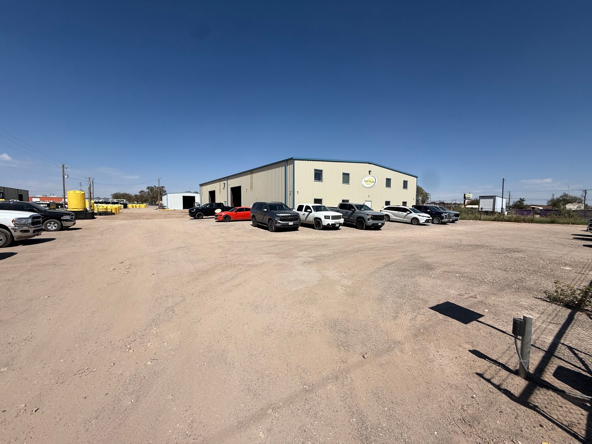 1006 W County Road 114, Midland, TX for lease Building Photo- Image 1 of 19
