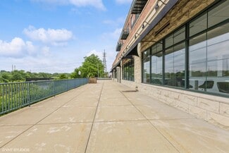 More details for 160 S River St, Aurora, IL - Office/Retail, Retail for Lease
