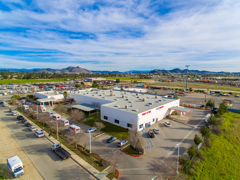 2050 Trumble Rd, Romoland, CA for lease - Building Photo - Image 3 of 10