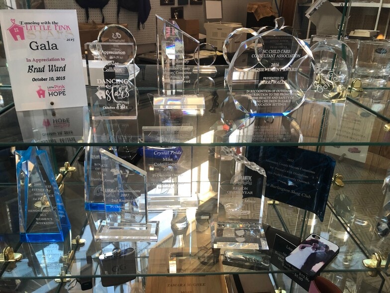 702-704 E Davis St, Burlington, NC for sale - Building Photo - Image 3 of 23