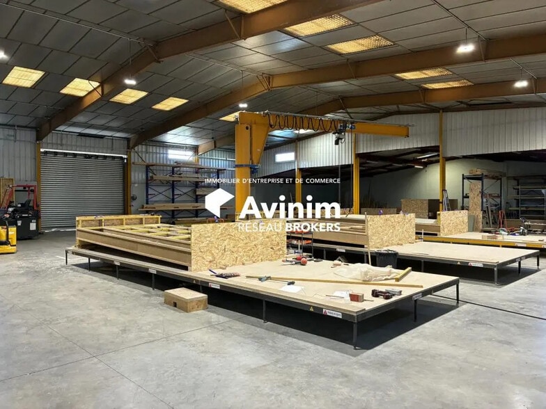 Industrial in Miramas for lease - Construction Photo - Image 2 of 8