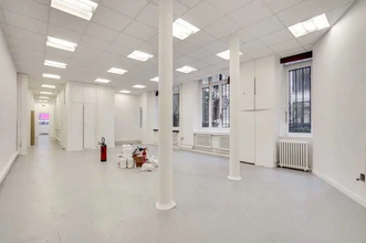 Office in Paris for lease Interior Photo- Image 1 of 4