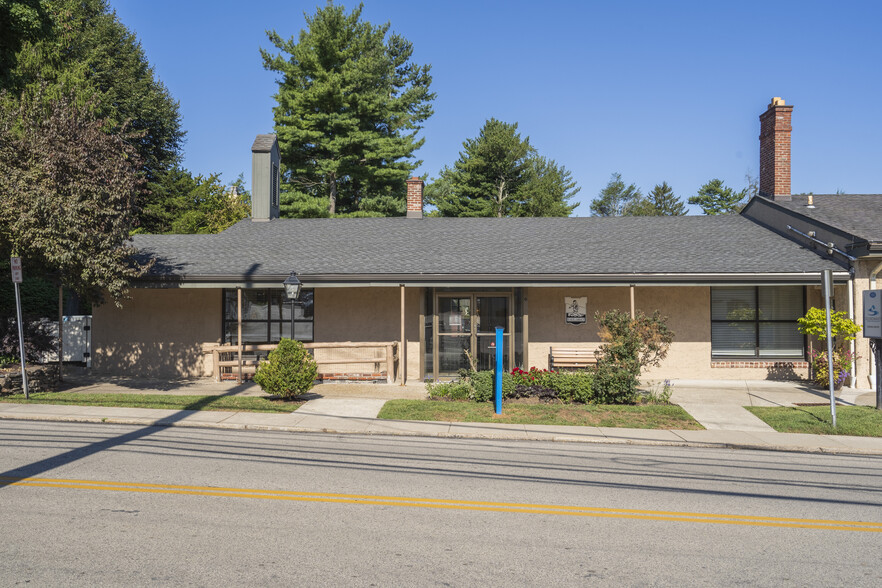 954 Youngs Ford Rd, Gladwyne, PA for lease - Building Photo - Image 1 of 5