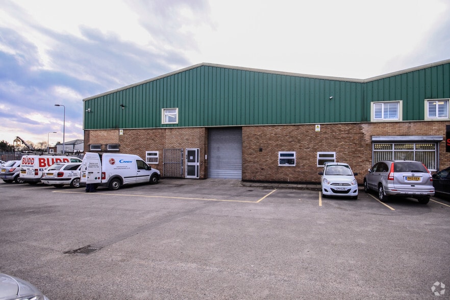 Maes Y Coed Rd, Cardiff for lease - Building Photo - Image 3 of 5