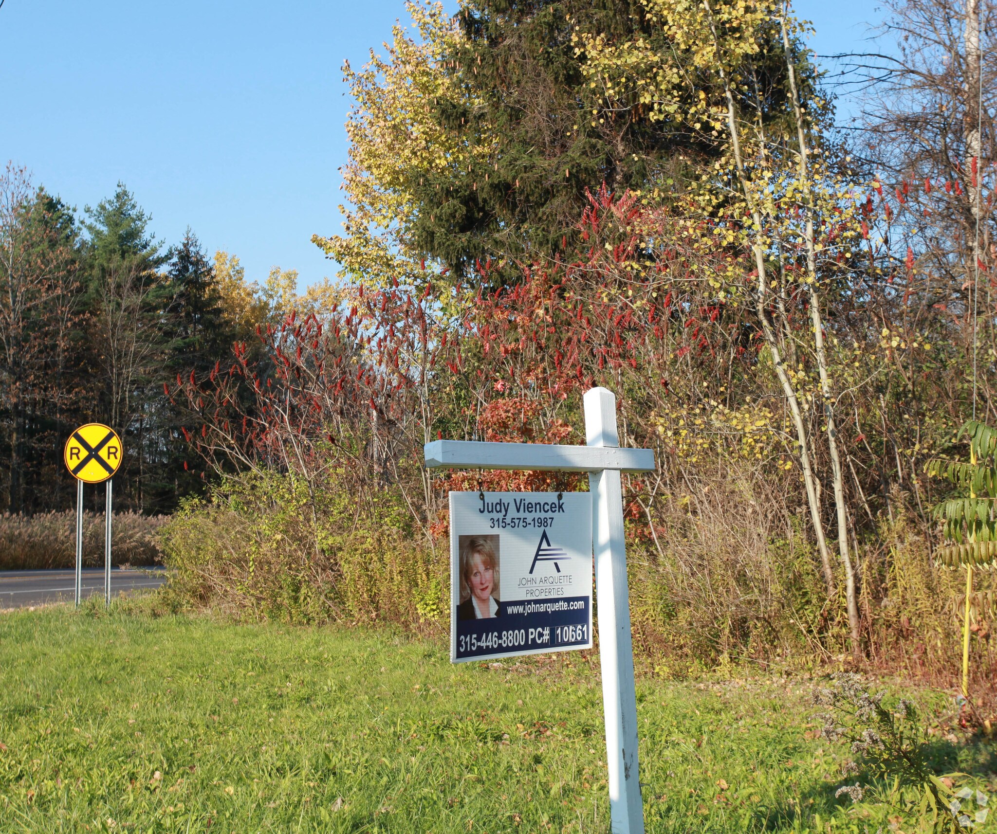 4717 Wetzel Rd, Bayberry, NY for sale Primary Photo- Image 1 of 1