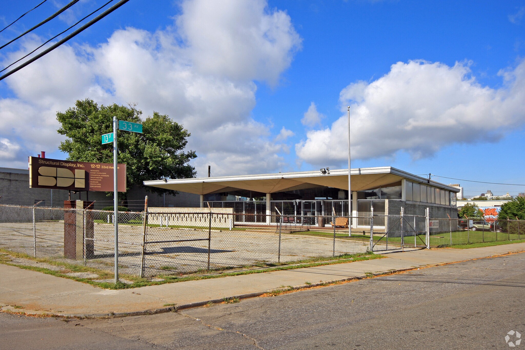 12-12 33rd Ave, Long Island City, NY for sale Primary Photo- Image 1 of 1