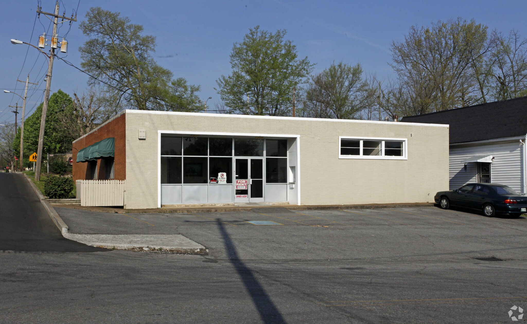 329 N Main St, Springfield, TN 37172 Office for Sale