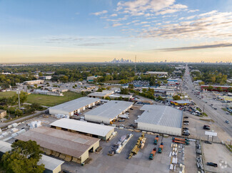 More details for 5708 N Shepherd Dr, Houston, TX - Industrial for Lease