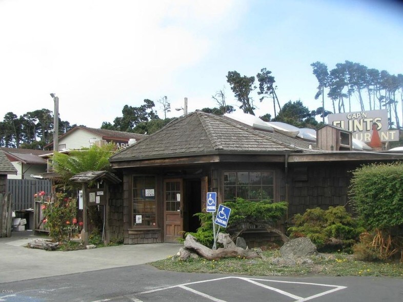 32250 N Harbor Dr, Fort Bragg, CA for sale - Building Photo - Image 1 of 1