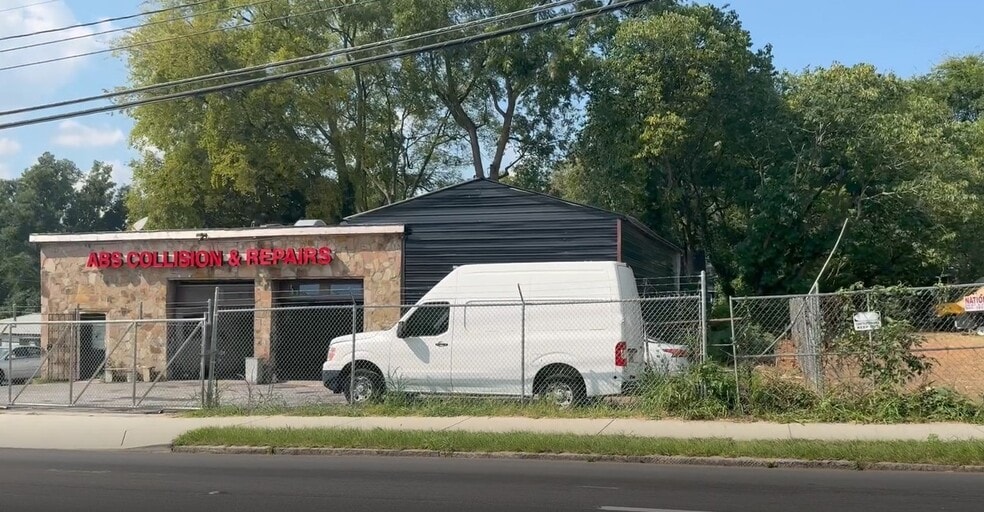 University Avenue Mixed-Use Assemblage portfolio of 4 properties for sale on LoopNet.com - Commercial Listing Video - Image 3 of 13