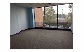 1708 Trawick Rd, Raleigh, NC for lease Interior Photo- Image 2 of 6