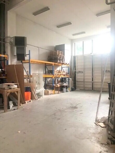 Flex in Montigny-le-Bretonneux for sale - Interior Photo - Image 3 of 33