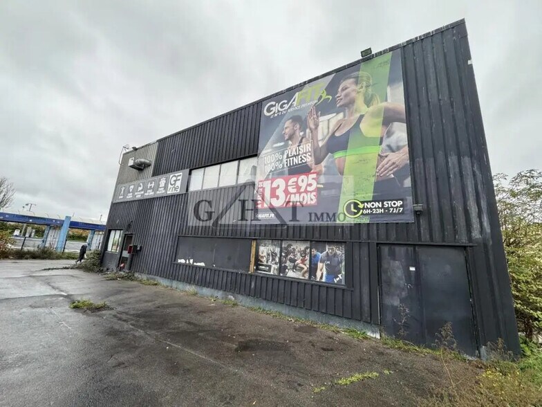 Retail in Créteil for sale - Building Photo - Image 2 of 7