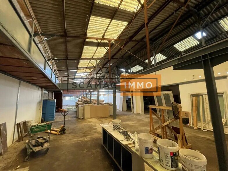 Flex in Champigny-sur-Marne for sale - Building Photo - Image 2 of 4