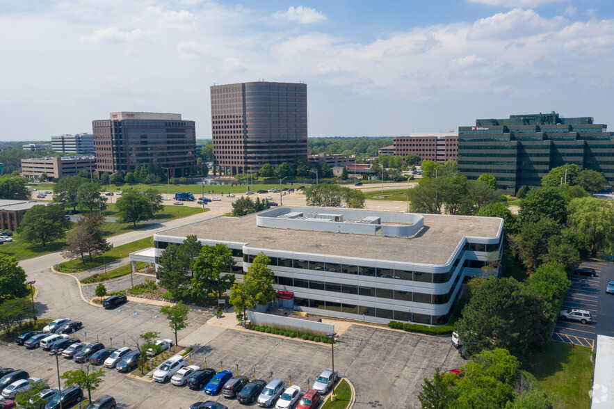 2221 Camden Ct, Oak Brook, IL for lease - Aerial - Image 2 of 4