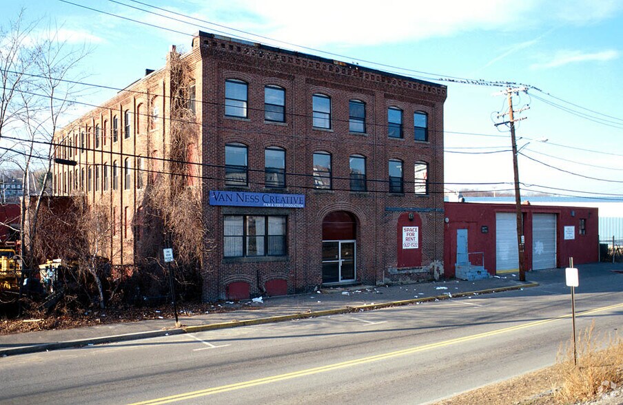 60 River St, Beverly, MA for sale - Primary Photo - Image 1 of 1