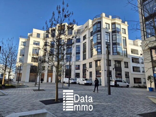 Vente Bureaux 198 m²