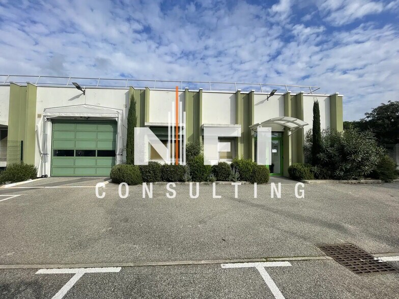 Flex in Valbonne for lease - Building Photo - Image 1 of 5