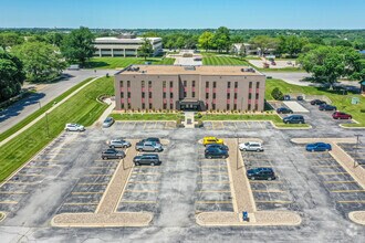 2910 Westown Pky, West Des Moines, IA - AERIAL map view - Image1