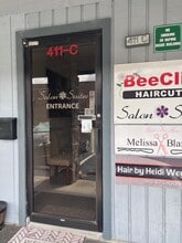 411 Western Blvd, Jacksonville, NC for sale Interior Photo- Image 2 of 10