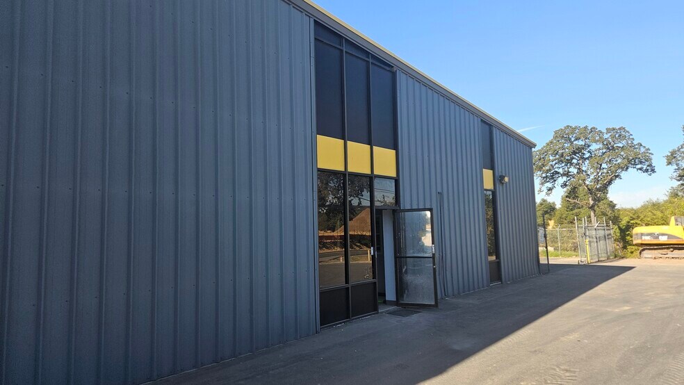 2175 Pfe Rd, Roseville, CA for lease - Building Photo - Image 1 of 5