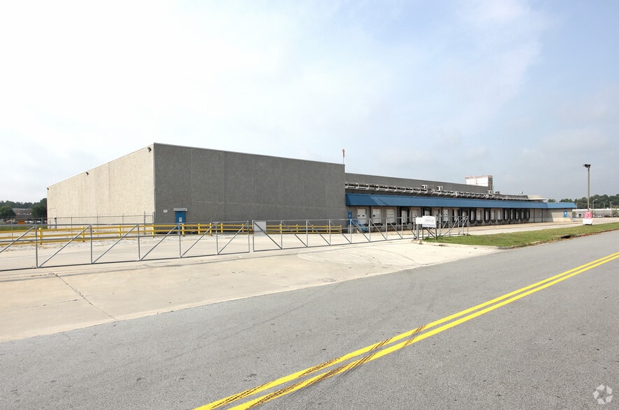 6180 Xavier Dr SW, Atlanta, GA for sale - Building Photo - Image 1 of 1