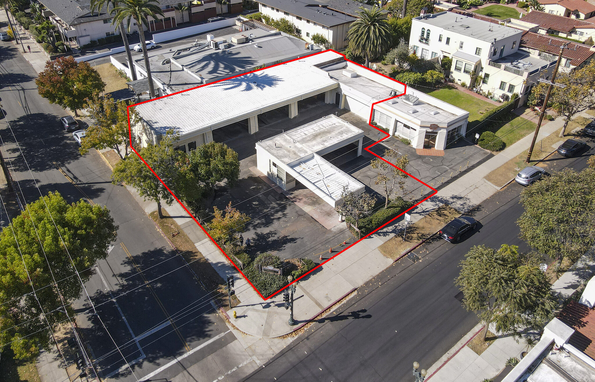 1301 Chapala St, Santa Barbara, CA for lease Building Photo- Image 1 of 6