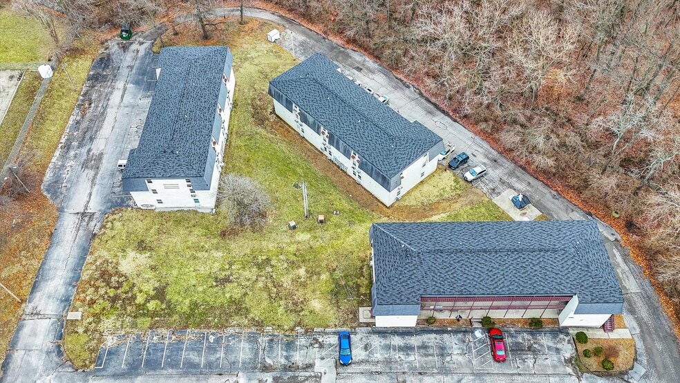 1740 S Fairview Ave, Decatur, IL for sale - Building Photo - Image 2 of 28